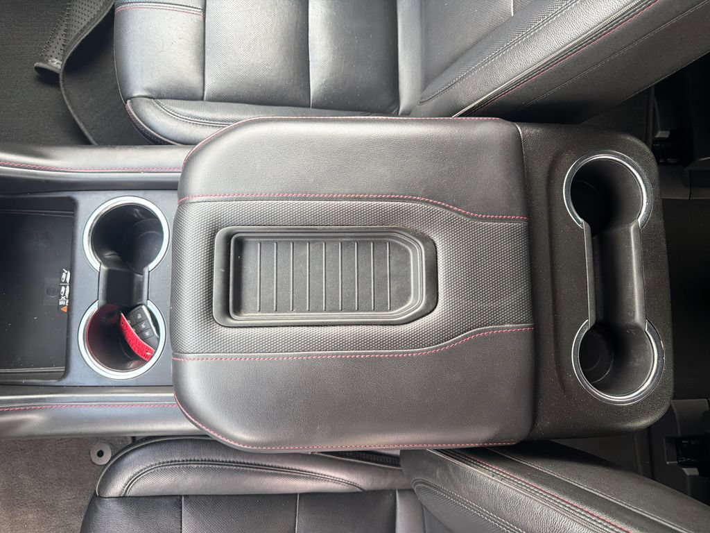 2021 Chevrolet Suburban RST - Photo 25