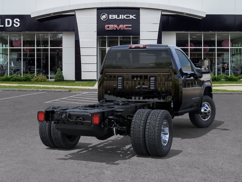 New 2026 GMC Sierra 3500 HD Chassis Cab SLE Truck