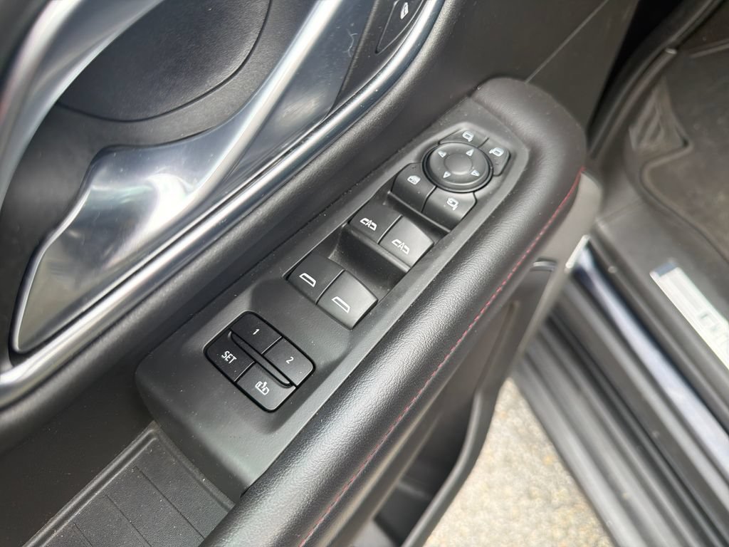 2021 Chevrolet Suburban RST - Photo 12