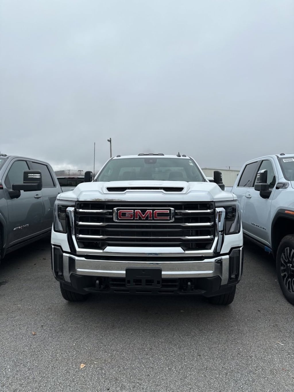 New 2025 GMC Sierra 3500 HD SLE Truck