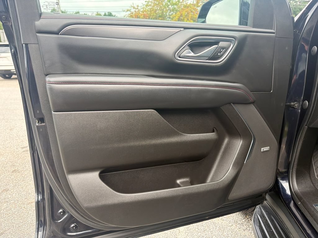 2021 Chevrolet Suburban RST - Photo 11
