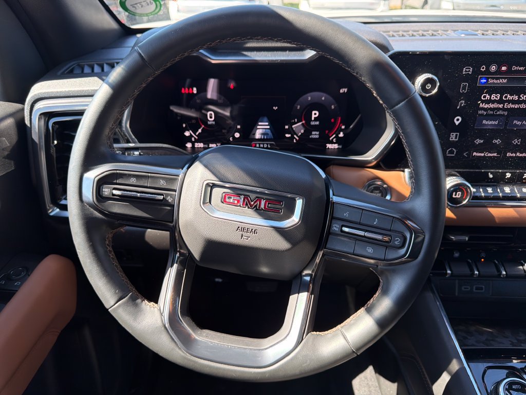 2025 GMC Canyon AT4 - Photo 14