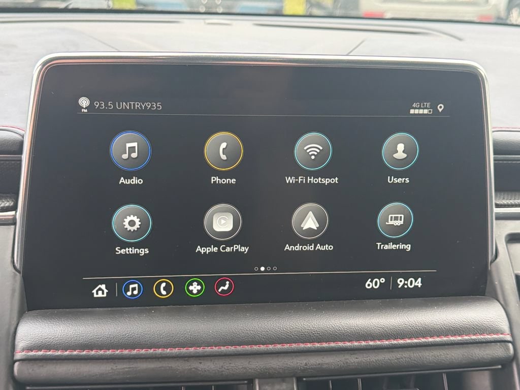 2021 Chevrolet Suburban RST - Photo 19