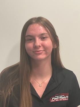 Staff member Riley from ID_8880cde66fd1