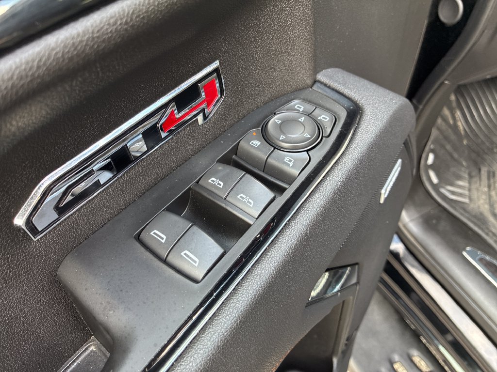 2025 GMC Sierra 1500 AT4 - Photo 12