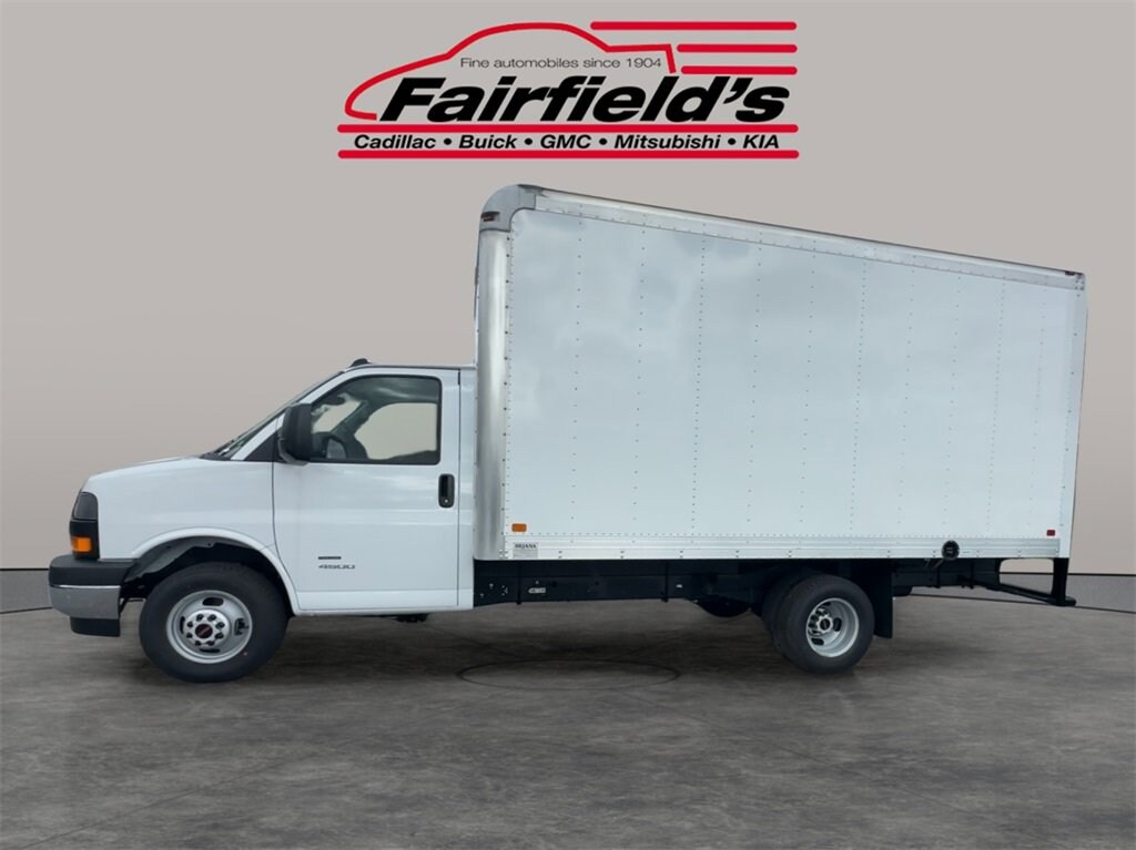 New 2025 GMC Savana Cutaway 4500 2WT Cutaway Van