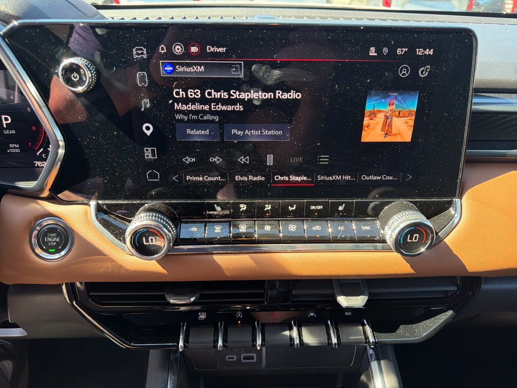 2025 GMC Canyon AT4 - Photo 18