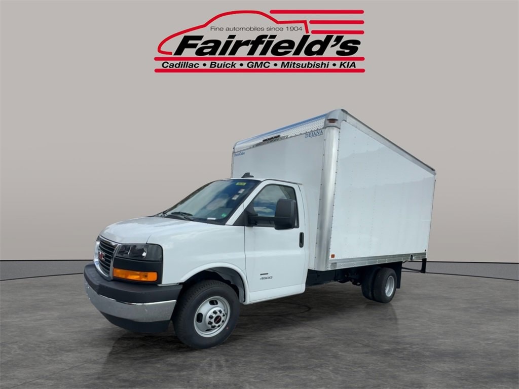 New 2025 GMC Savana Cutaway 4500 2WT Cutaway Van