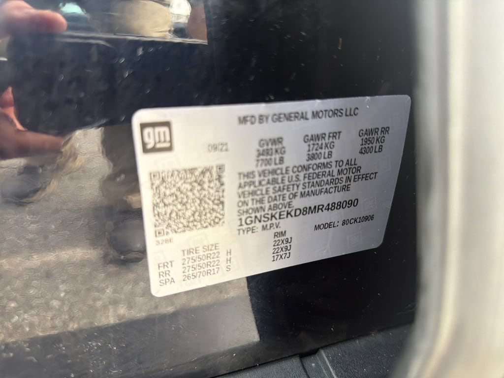 2021 Chevrolet Suburban RST - Photo 28