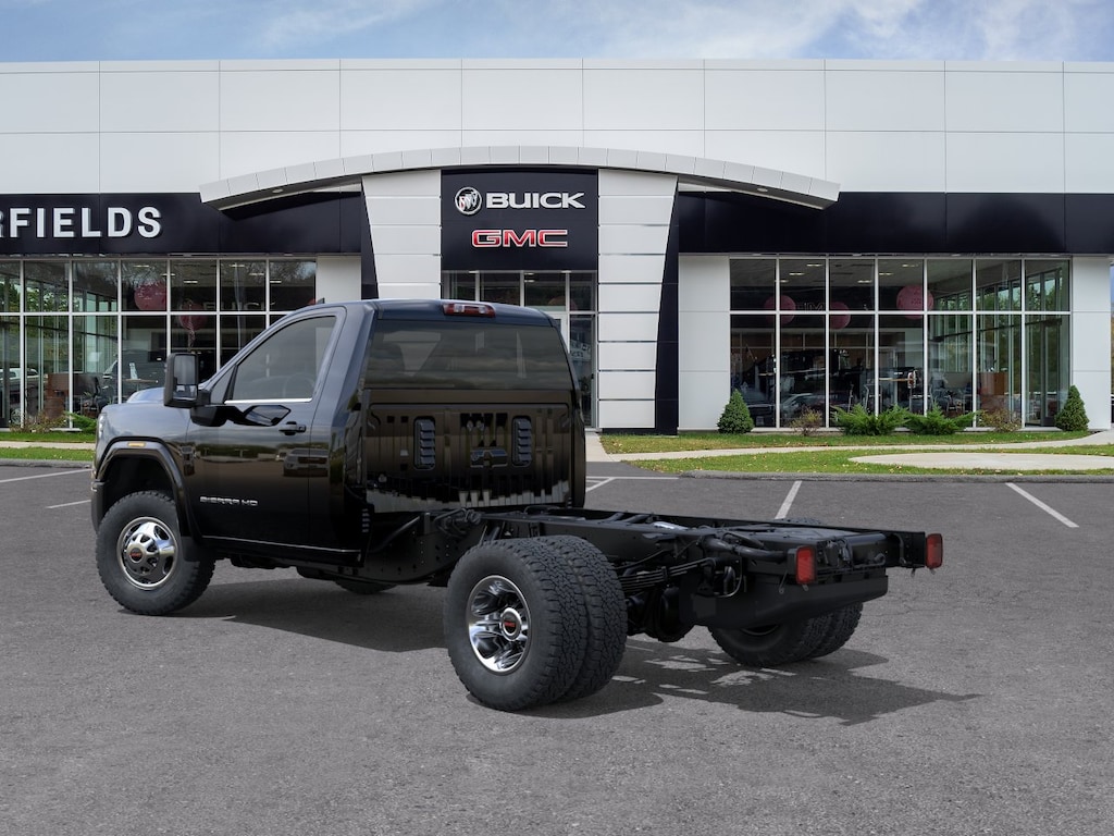 New 2026 GMC Sierra 3500 HD Chassis Cab SLE Truck