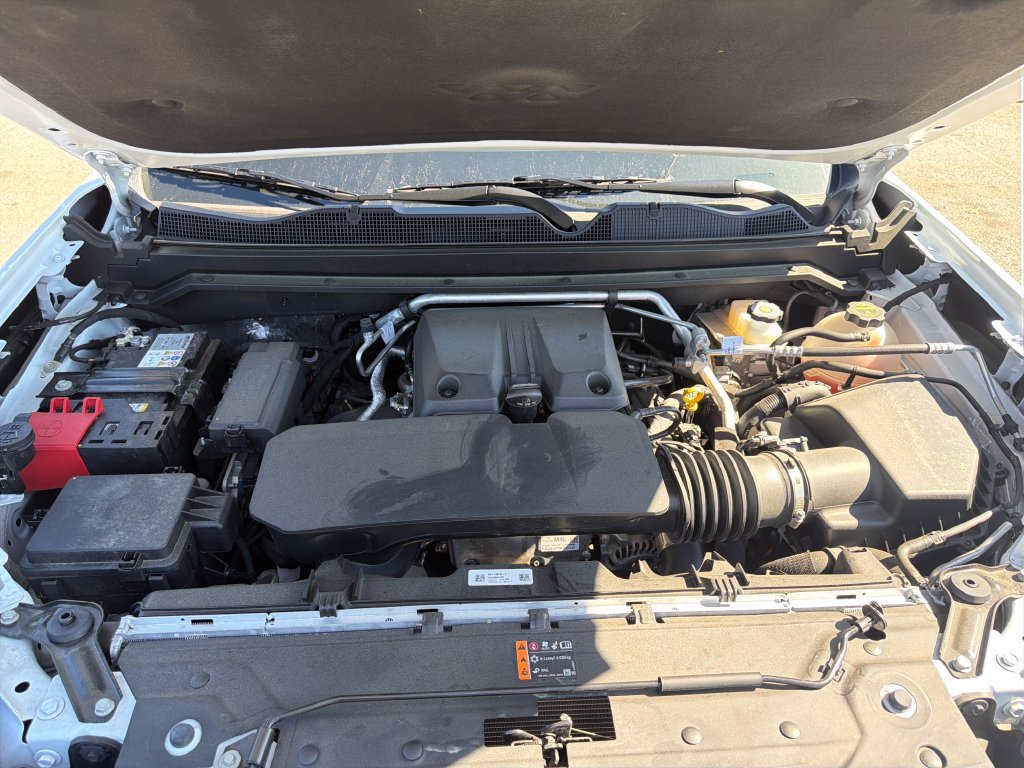 2025 GMC Canyon AT4 - Photo 21