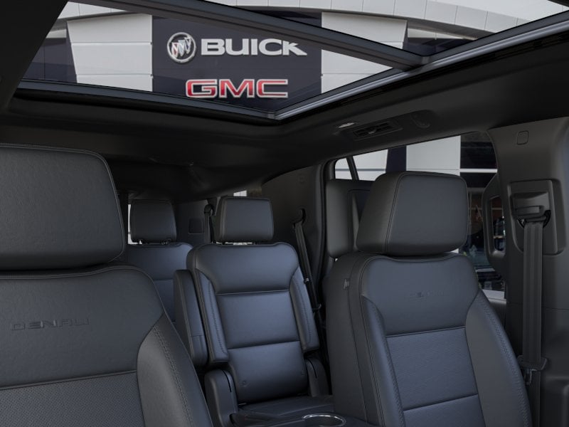 2026 GMC Yukon Denali - Photo 24