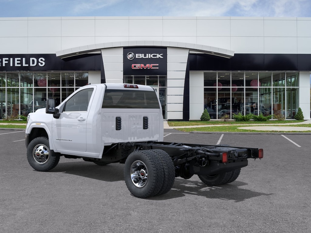 New 2026 GMC Sierra 3500 HD Chassis Cab SLE Truck