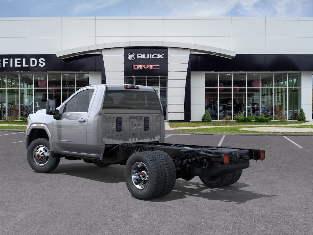 New 2026 GMC Sierra 3500 HD Chassis Cab SLE Truck