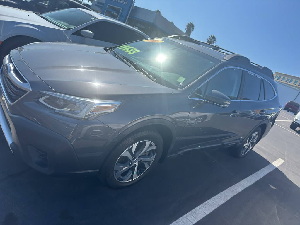 2020 Subaru Outback Limited XT photo 2
