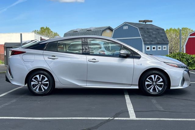 Used 2018 Toyota Prius Prime Premium with VIN JTDKARFP9J3087492 for sale in Fairfield, CA