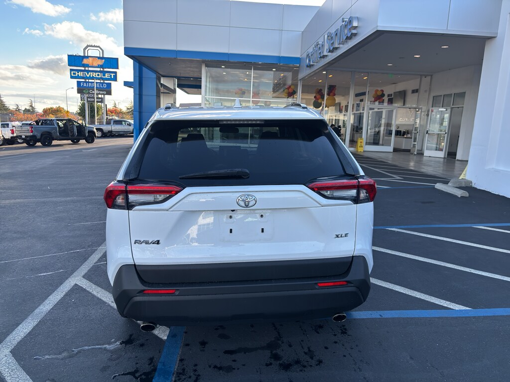 Used 2020 Toyota RAV4 XLE SUV