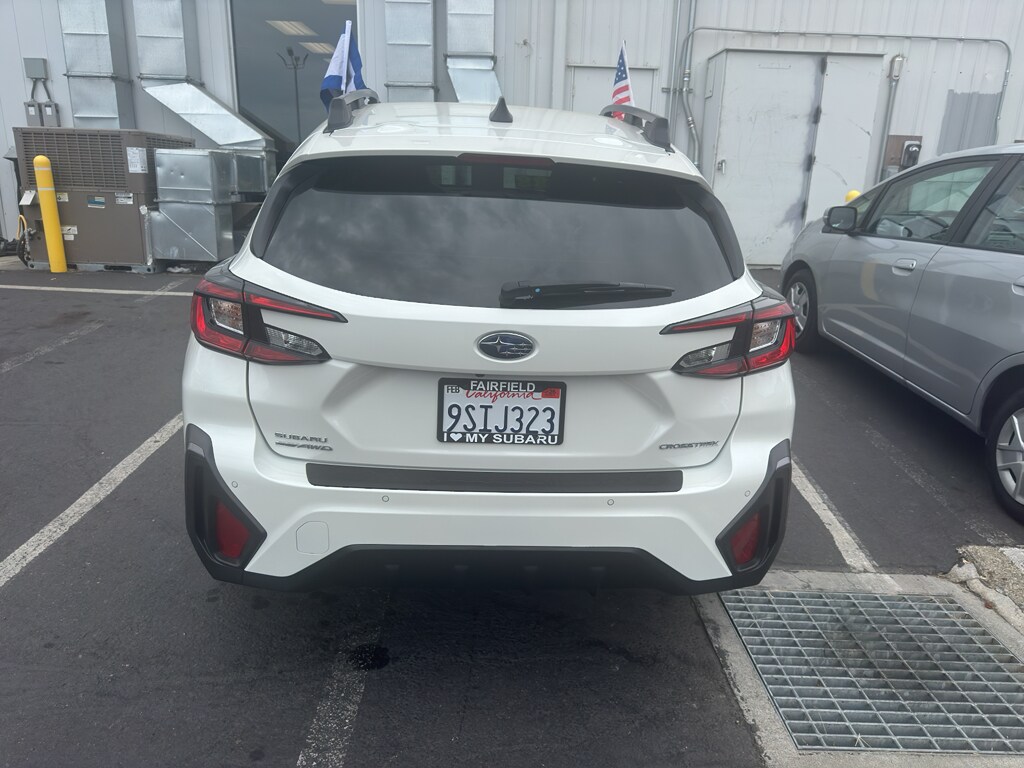 2025 Subaru Crosstrek Limited photo 4