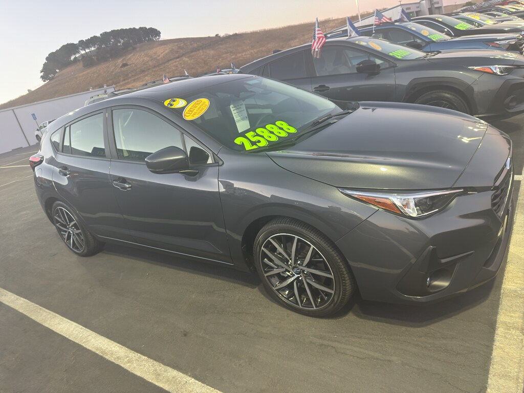 2025 Subaru Impreza Sport photo 2