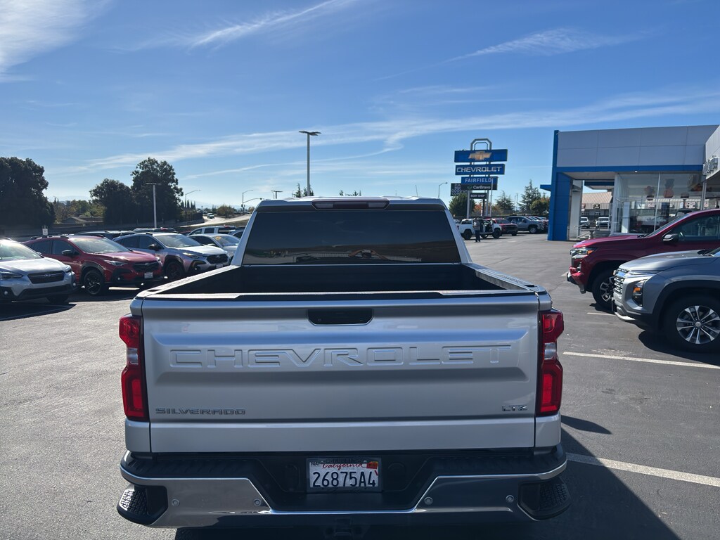 2020 Chevrolet Silverado 1500 LTZ photo 3