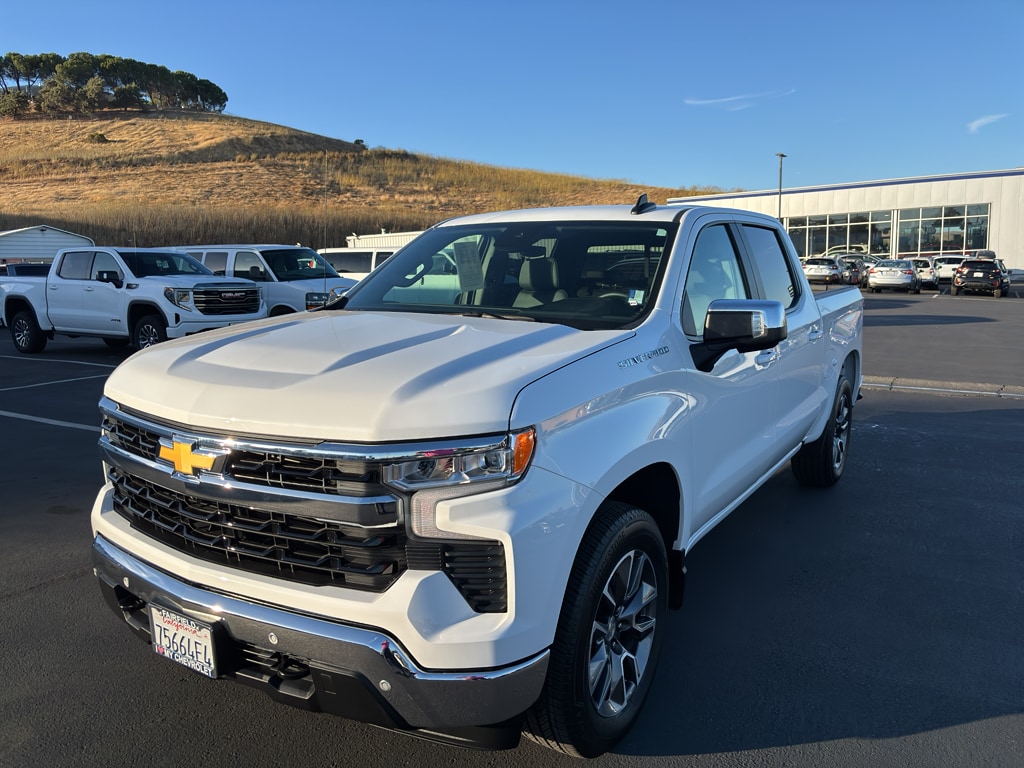 Used 2025 Chevrolet Silverado 1500 LT w/1LT Truck Crew Cab