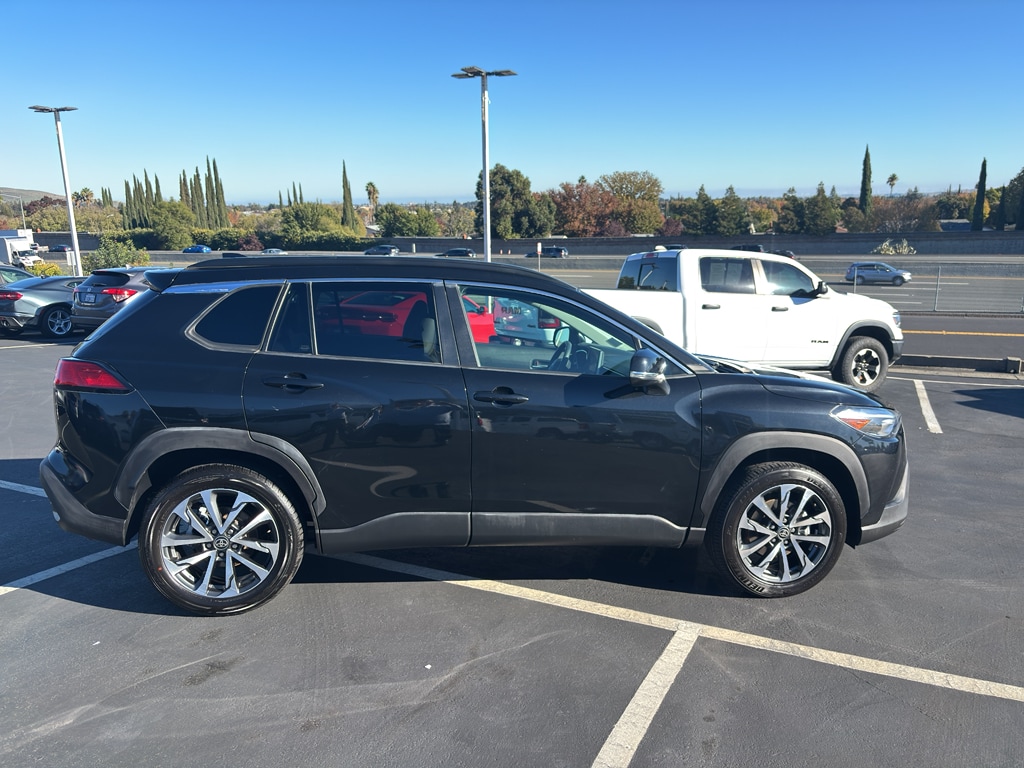 Used 2023 Toyota Corolla Cross XLE SUV