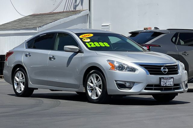 Used 2013 Nissan Altima Sedan SV with VIN 1N4AL3AP8DC912880 for sale in Fairfield, CA