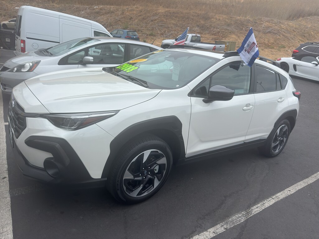2025 Subaru Crosstrek Limited photo 3