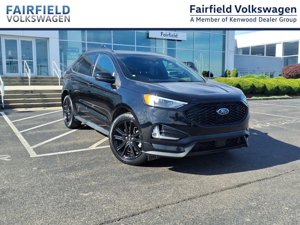 2022 Ford Edge ST-Line's photo
