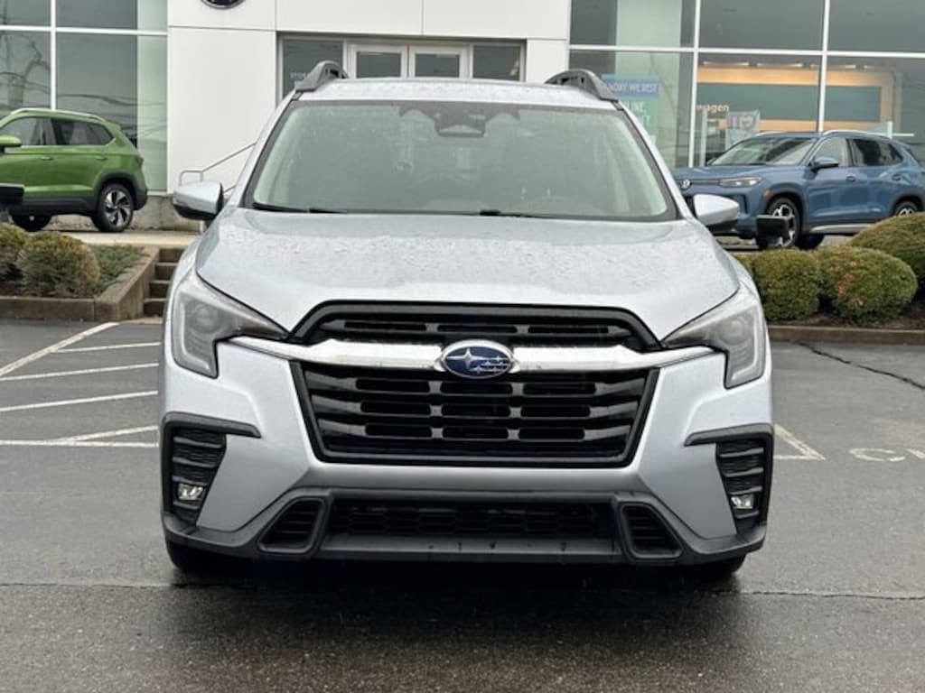 Used 2023 Subaru Ascent Limited 7-Passenger SUV
