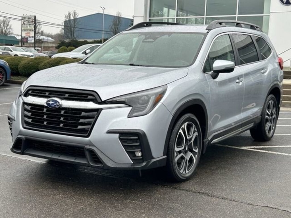 Used 2023 Subaru Ascent Limited 7-Passenger SUV