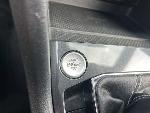 2023 Volkswagen Tiguan SE R-LINE BLACK - Photo 16