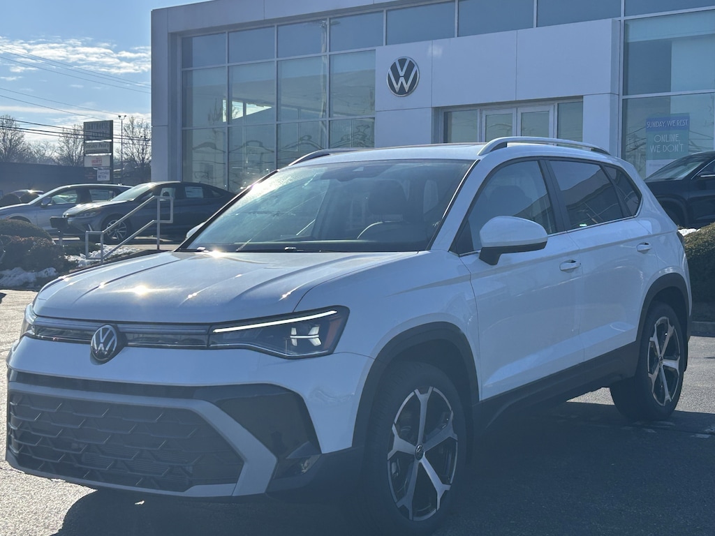 New 2026 Volkswagen Taos 1.5T SEL SUV