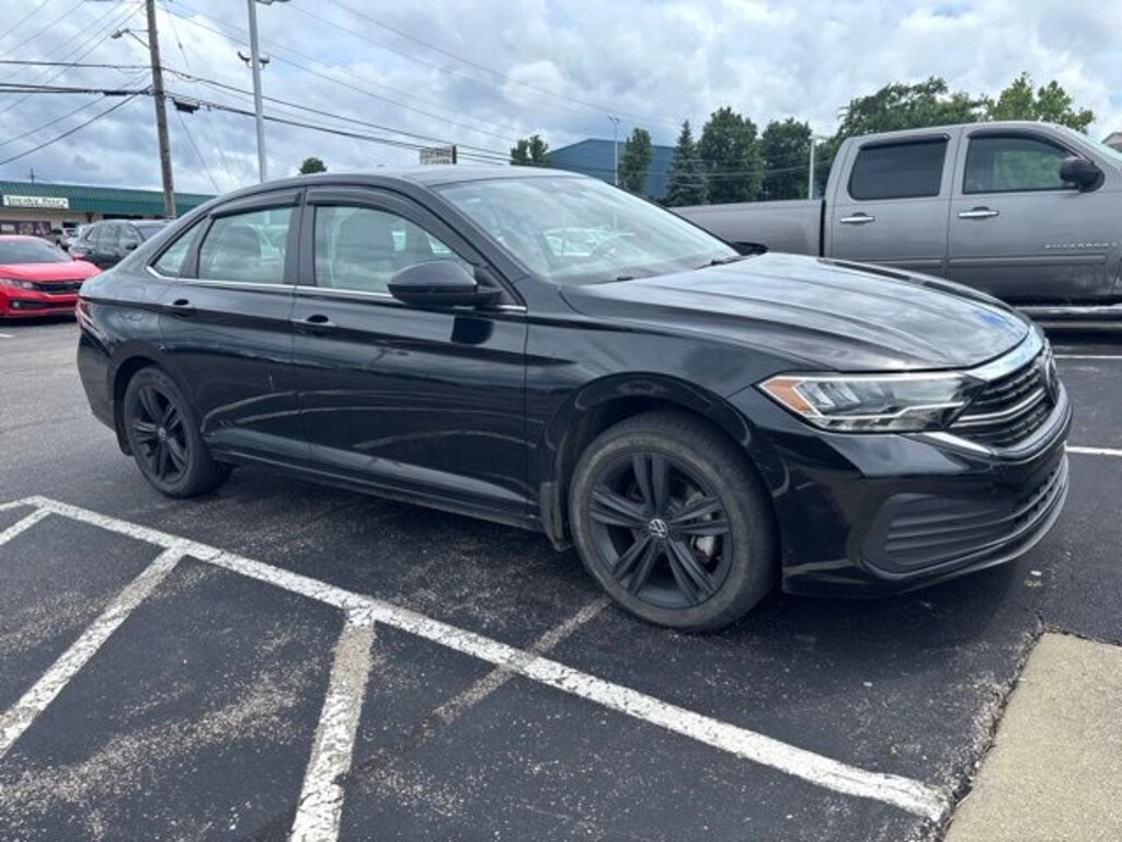 Certified 2024 Volkswagen Jetta 1.5T SE Sedan