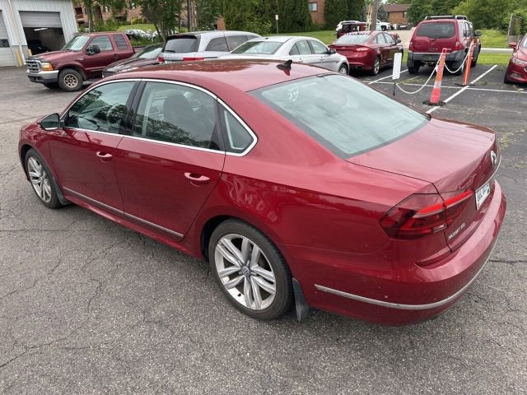 Used 2017 Volkswagen Passat 1.8T SEL Premium Sedan