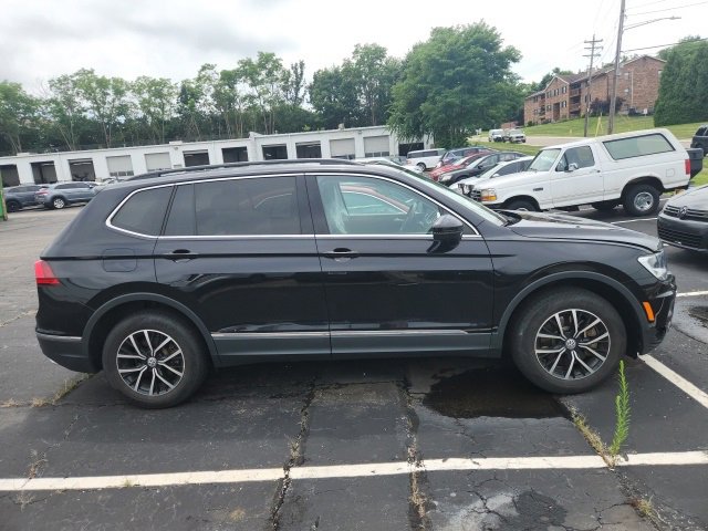 2021 Volkswagen Tiguan SE photo 3