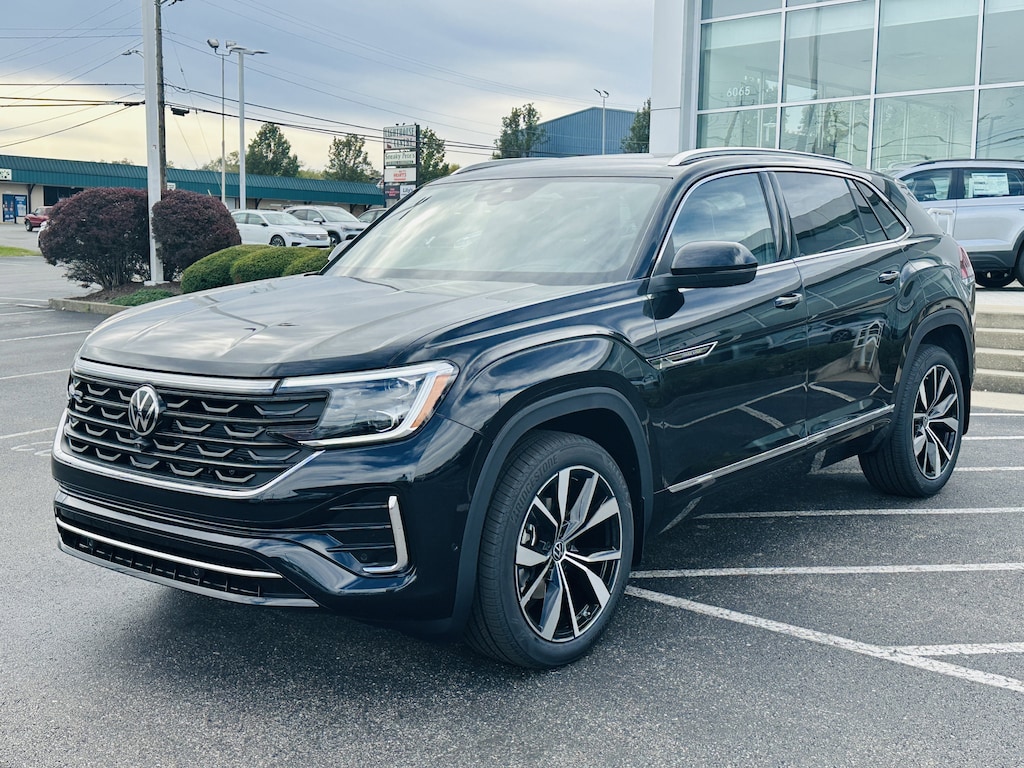 New 2026 Volkswagen Atlas Cross Sport 2.0T SEL Premium R-Line SUV
