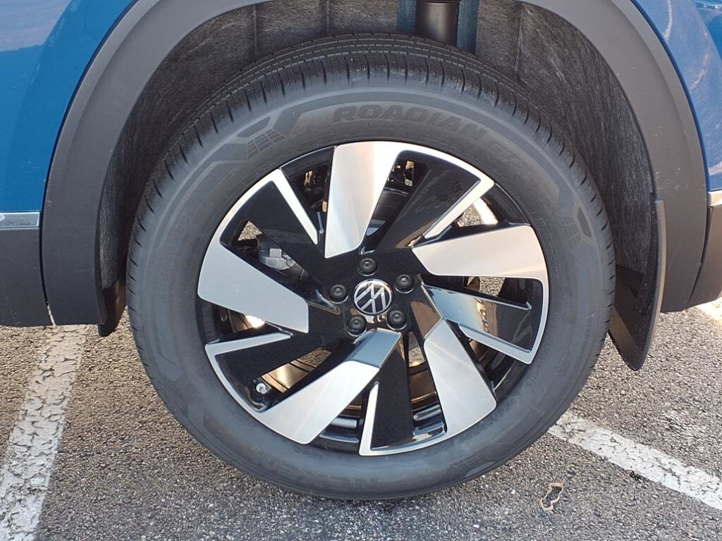 2025 Volkswagen Atlas Cross Sport SEL - Photo 23