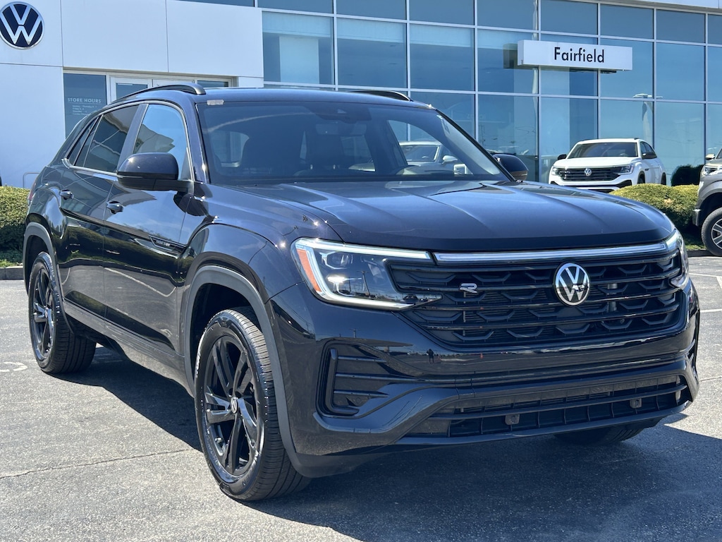 Certified 2025 Volkswagen Atlas Cross Sport 2.0T SEL R-Line Black SUV