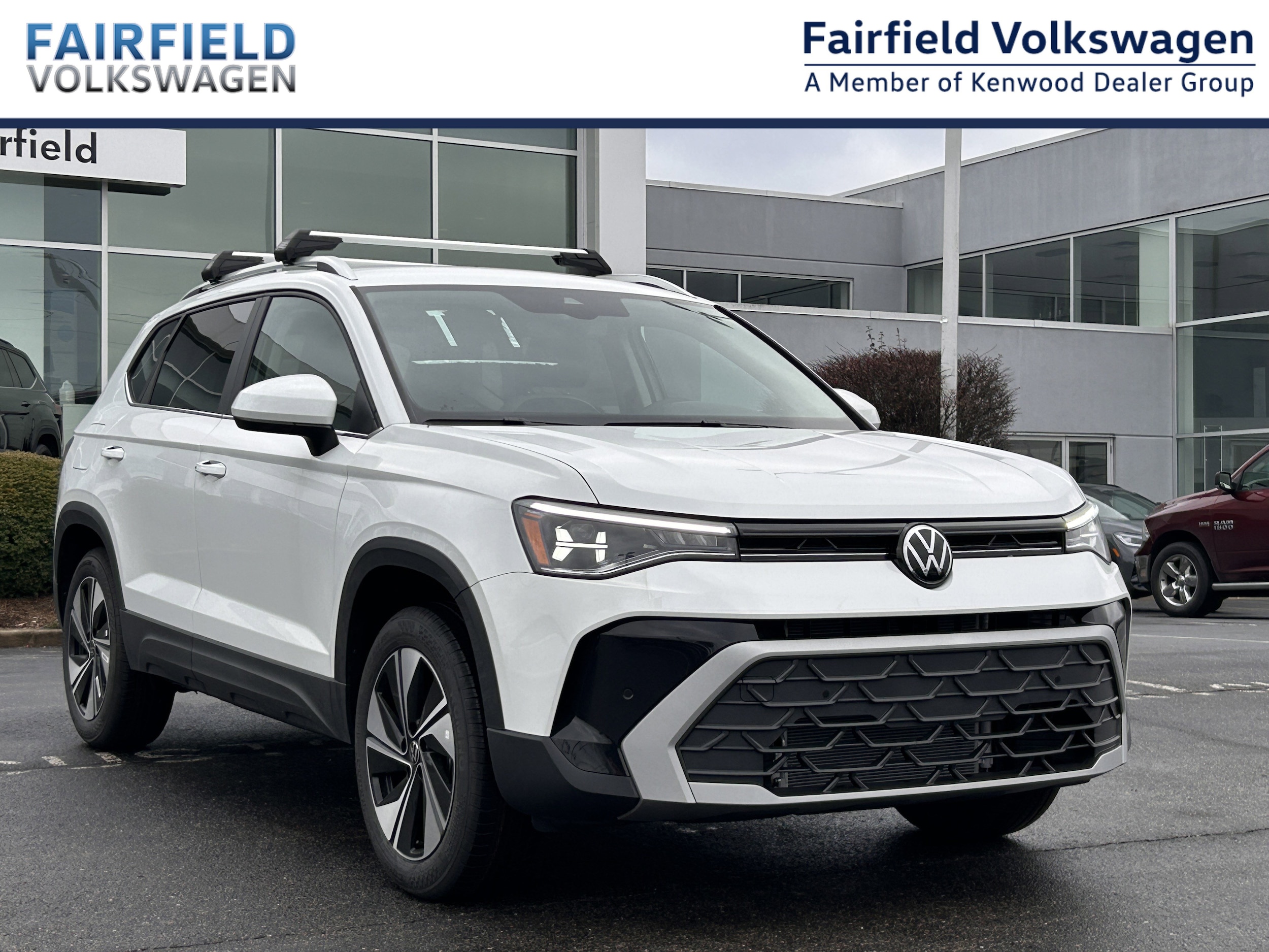 2026 Volkswagen Taos SE's photo