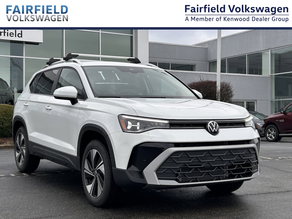 New 2026 Volkswagen Taos 1.5T SE SUV