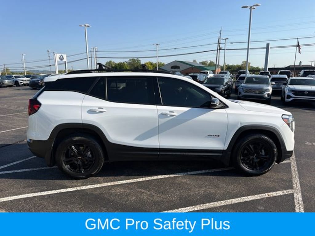 Used 2022 GMC Terrain AT4 SUV