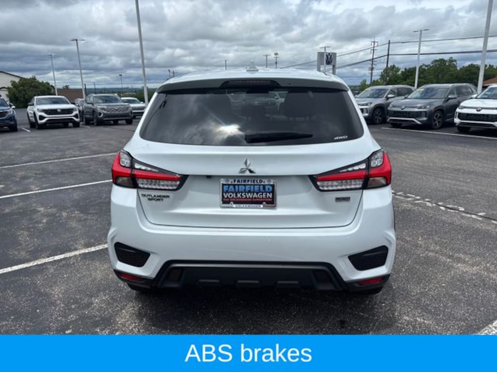 Used 2024 Mitsubishi Outlander Sport 2.0 LE SUV
