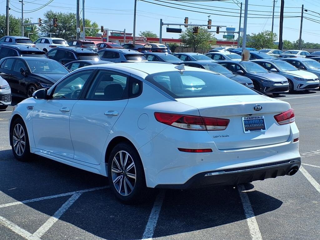 2019 Kia Optima LX photo 4