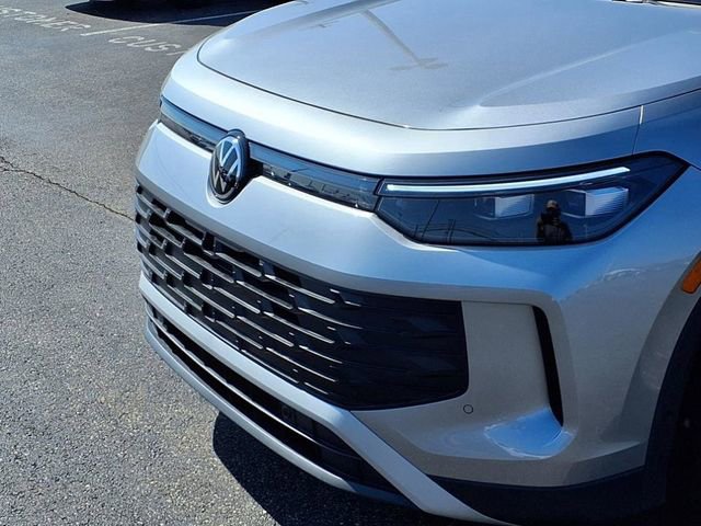 2025 Volkswagen Tiguan SE - Photo 19