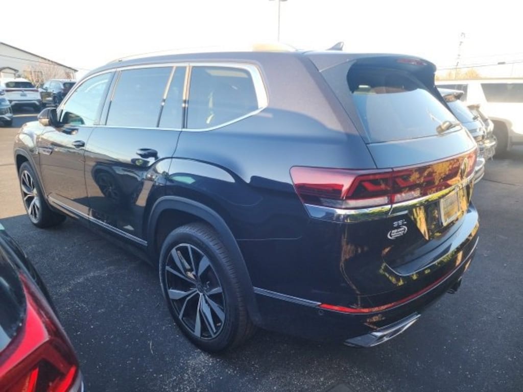 Certified 2025 Volkswagen Atlas 2.0T SEL Premium R-Line SUV