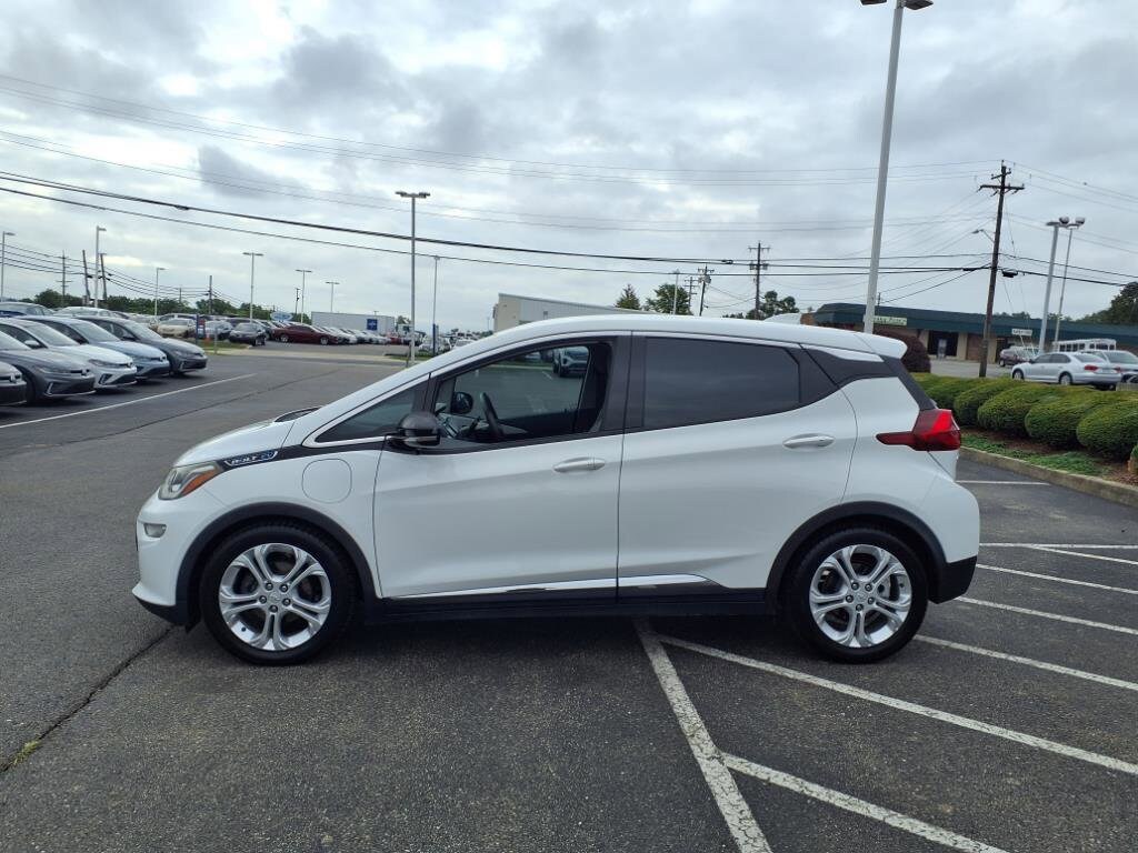 2017 Chevrolet Bolt EV photo 3