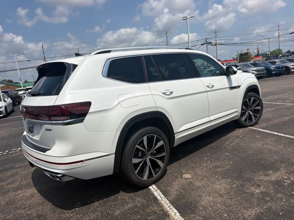 New 2026 Volkswagen Atlas 2.0T SEL Premium R-Line SUV