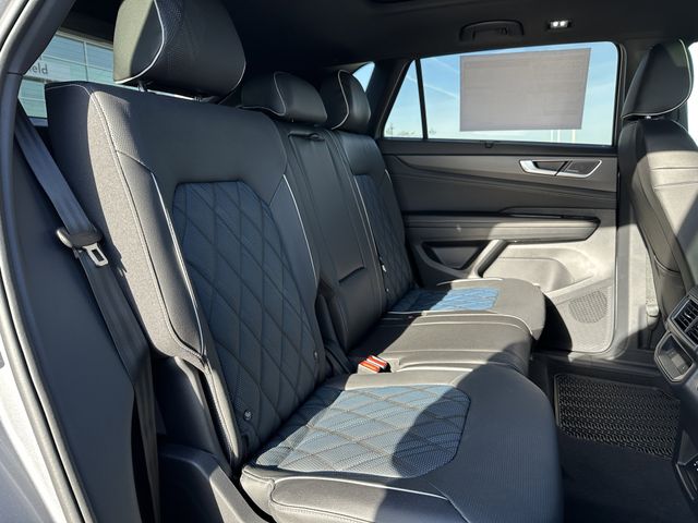 2026 Volkswagen Atlas Cross Sport SEL Premium R-LINE - Photo 26