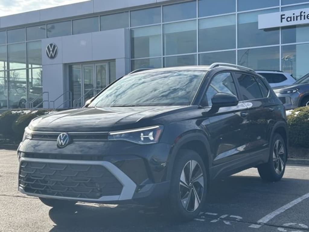 New 2026 Volkswagen Taos 1.5T SE SUV
